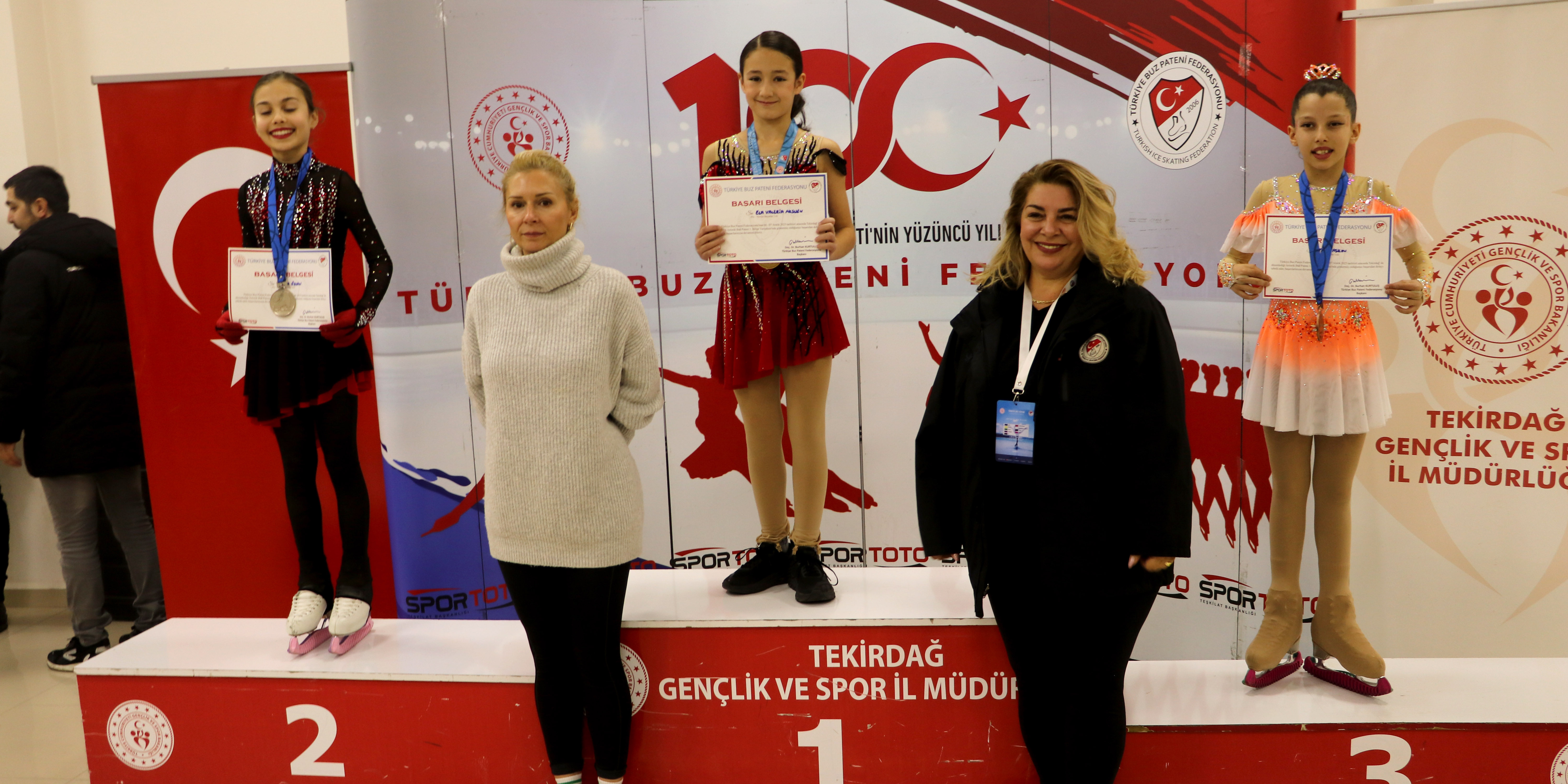 Artistik Buz Pateni Yarışmaları Sona Erdi