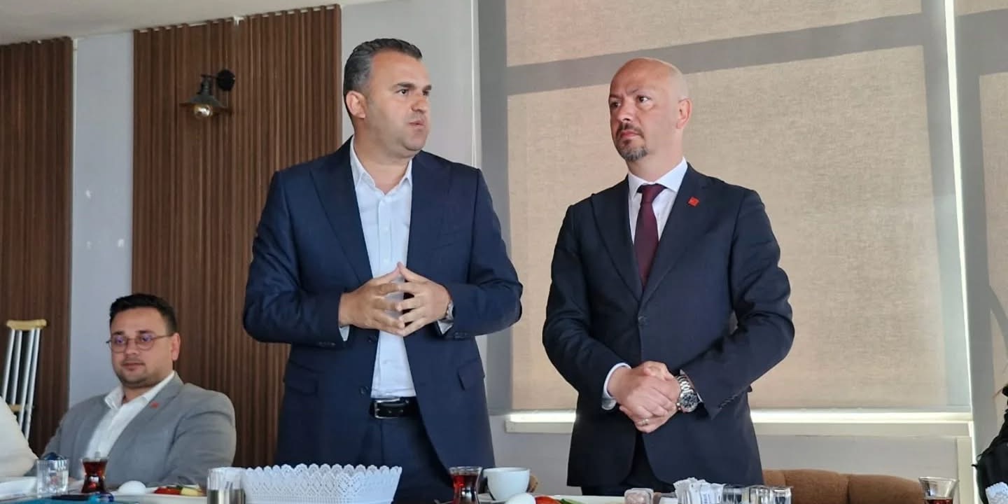 CHP’li Büyükşehir Belediyesi, CHP’li Süleymanpaşa Belediyesi’ni Mahkemeye Vermiş