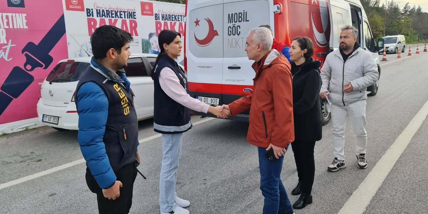 Vali Turan, Kontrol Noktasında İncelemelerde Bulundu