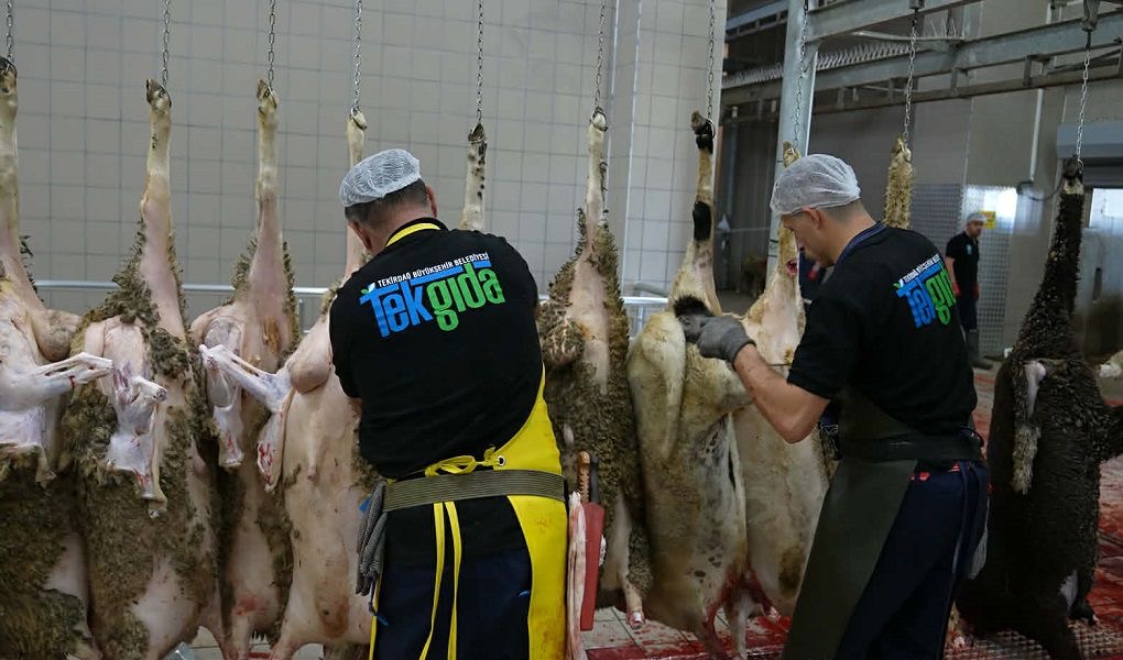 TEKİRDAĞ BÜYÜKŞEHİR’DEN KURBAN KESİM HİZMETİ